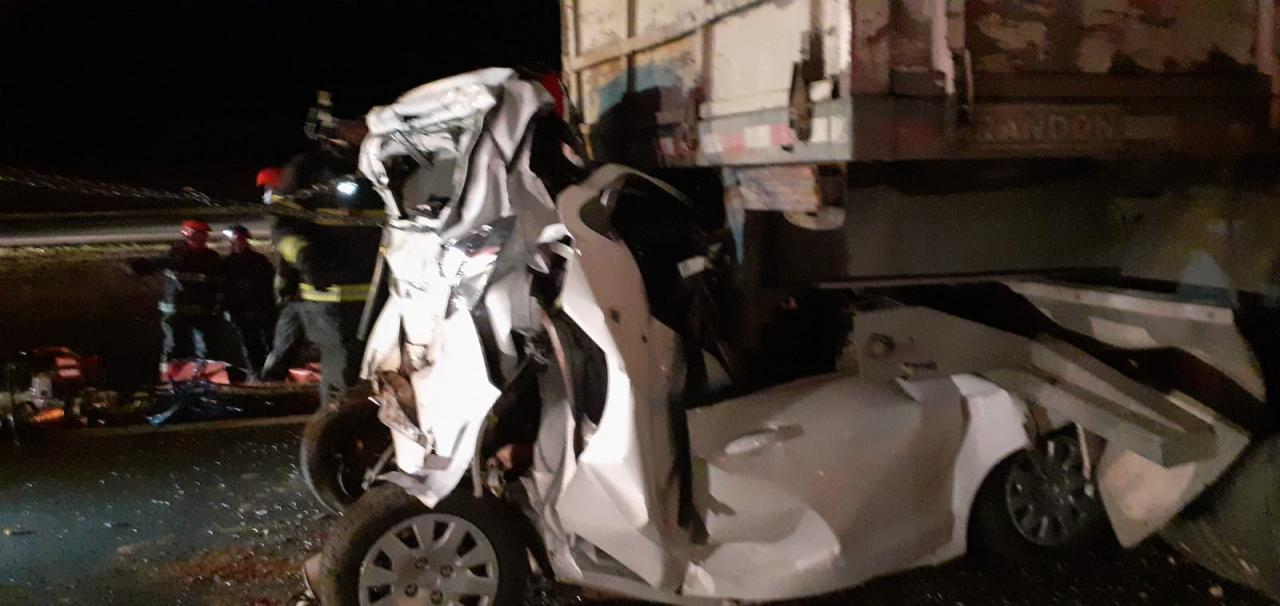 Foto 4 de 7 — Veja mais fotos do acidente que matou mãe e filho na SP-310 em Araraquara